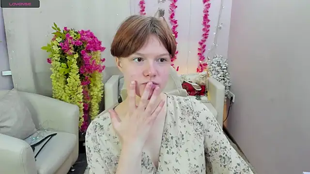 DreamyLuna online show from 27, 9, 2025