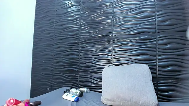Snapshot of Melody_Megann chatting on 15, 5, 2026 Melody Megann online show from 15, 5, 2026