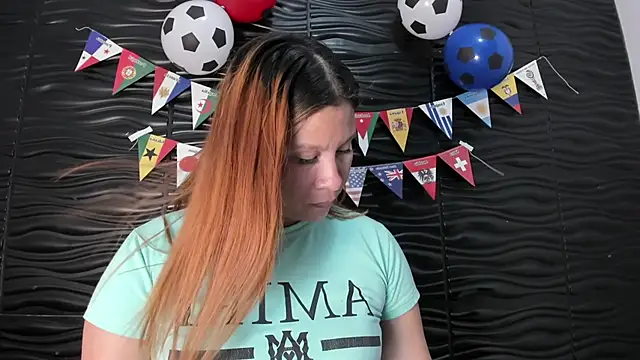 Snapshot of Melody_Megann chatting on 24, 6, 2026 Melody Megann online show from 24, 6, 2026