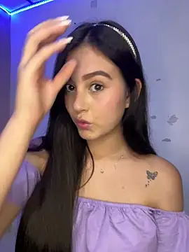Snapshot of kanne_mia chatting on 3, 2, 2025 kanne mia online show from 3, 2, 2025