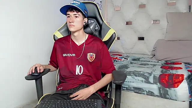 johnny cagee online show from 10, 9, 2025