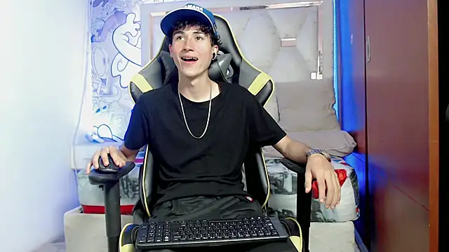 johnny cagee online show from 11, 10, 2025