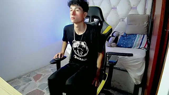 johnny cagee online show from 21, 12, 2025