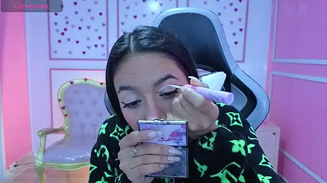 stephania t online show from 6, 11, 2025