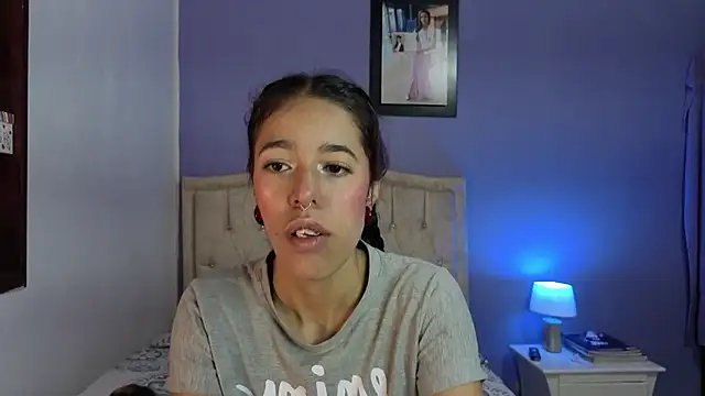 Snapshot of stephania_t chatting on 23, 4, 2026 stephania t online show from 23, 4, 2026
