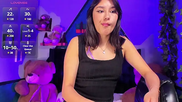 Snapshot of _Sophie__miller chatting on 8, 3, 2025 Sophie miller online show from 8, 3, 2025