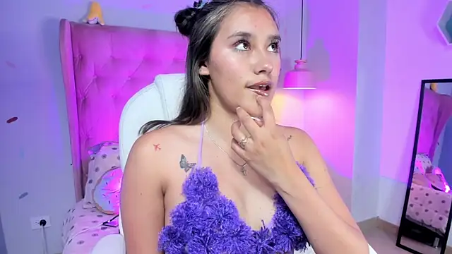  Sophie  miller online show from 13, 11, 2025