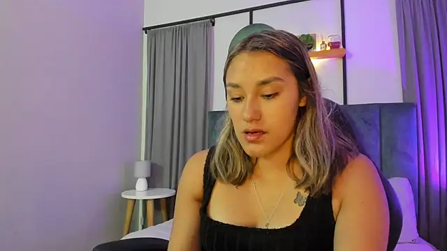  Sophie  miller online show from 27, 3, 2026