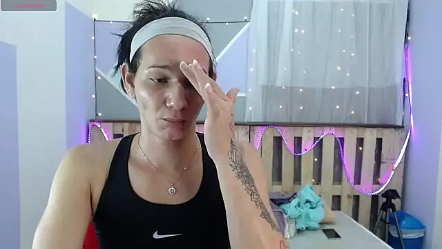 Michellcockxxx online show from 6, 2, 2025