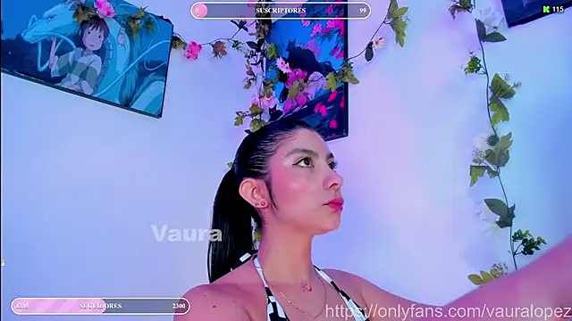Snapshot of vaura_ chatting on 7, 2, 2025 vaura online show from 7, 2, 2025