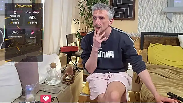 unclestefansdick online show from 16, 4, 2026