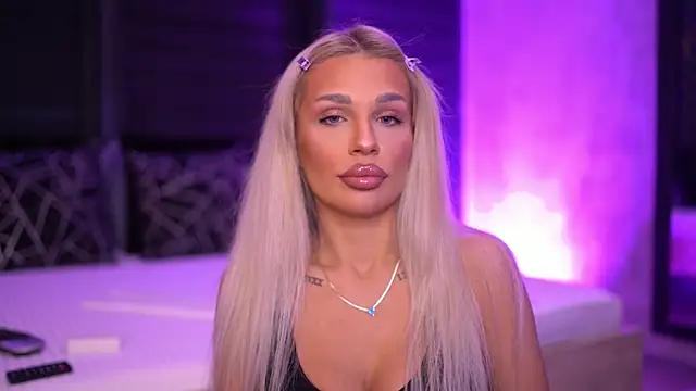 Snapshot of Candy_Ivy chatting on 29, 9, 2025 Candy Ivy online show from 29, 9, 2025