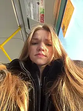 KitteCat online show from 4, 2, 2025