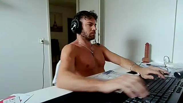 alpha-hunk online show from 11, 3, 2026