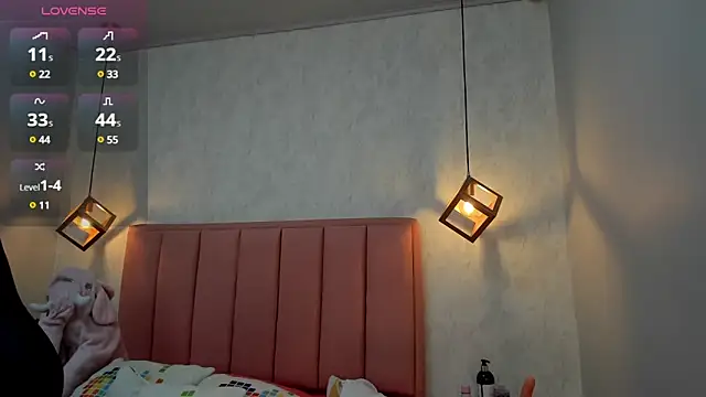 MAYROBERTSS online show from 14, 1, 2025