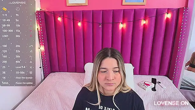 collegepawglovedaddy online show from 31, 12, 2024