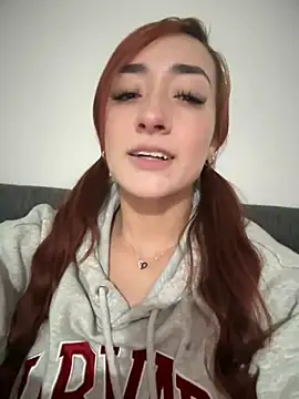 Snapshot of ariiel_ chatting on 8, 1, 2025 ariiel online show from 8, 1, 2025