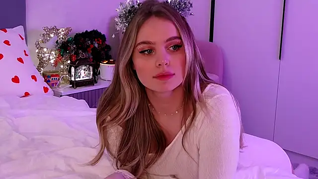 SIlviaBeyt online show from 1, 1, 2025