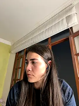 aurora divine online show from 24, 10, 2025