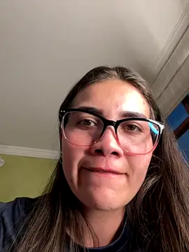 aurora divine online show from 3, 12, 2025