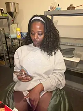 choclatepeaach online show from 12, 1, 2026