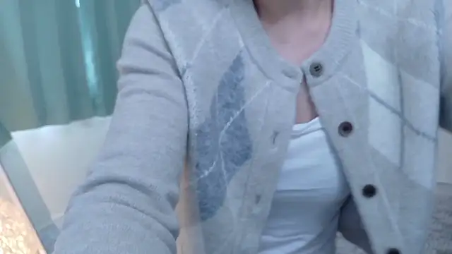 Snapshot of Risa_06 chatting on 5, 5, 2026 Risa 06 online show from 5, 5, 2026