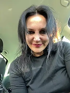 -OLYA- online show from 4, 3, 2025