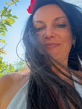 -OLYA- online show from 1, 6, 2026