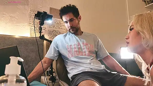 2lust online show from 22, 12, 2025