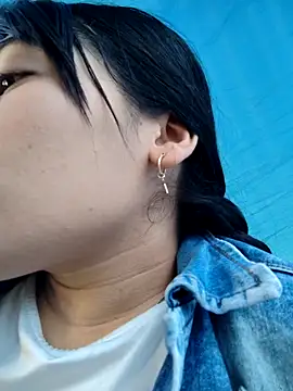 Caro kitty- online show from 21, 11, 2025