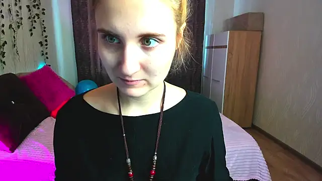 Snapshot of Miss_Elsa_ chatting on 15, 2, 2025 Miss Elsa online show from 15, 2, 2025