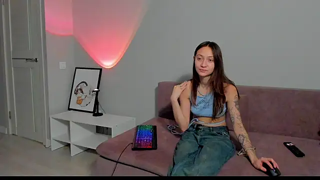 EllaSky xoxo online show from 20, 1, 2025