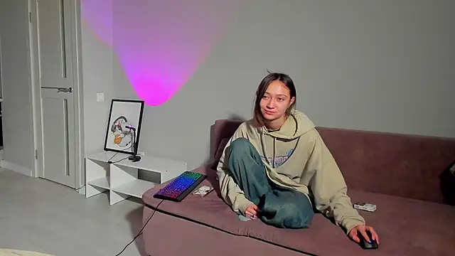 EllaSky xoxo online show from 28, 1, 2025