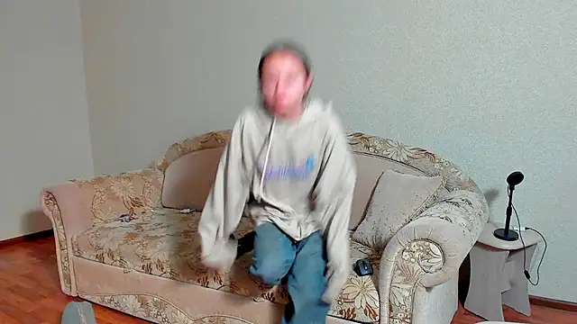 EllaSky xoxo online show from 13, 3, 2025