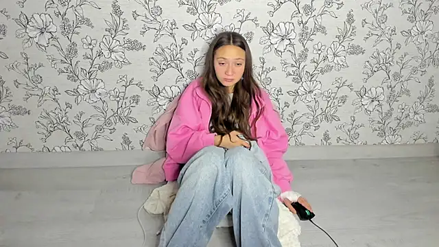 EllaSky xoxo online show from 19, 10, 2025