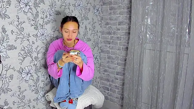 EllaSky xoxo online show from 23, 11, 2025