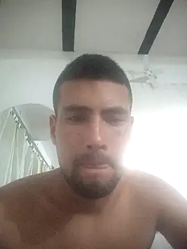 Snapshot of andres599 chatting on 8, 1, 2025 andres599 online show from 8, 1, 2025