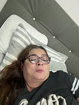 AntonellaAlondra4 online show from 11, 2, 2026