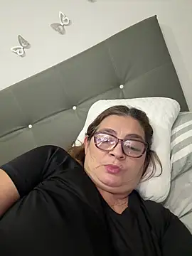 AntonellaAlondra4 online show from 18, 2, 2026