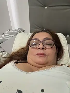 AntonellaAlondra4 online show from 11, 4, 2026