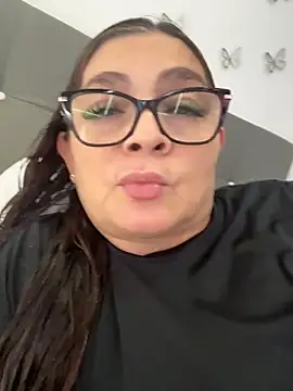 Snapshot of AntonellaAlondra4 chatting on 22, 5, 2026 AntonellaAlondra4 online show from 22, 5, 2026