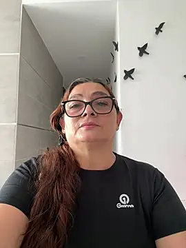 Snapshot of AntonellaAlondra4 chatting on 5, 6, 2026 AntonellaAlondra4 online show from 5, 6, 2026