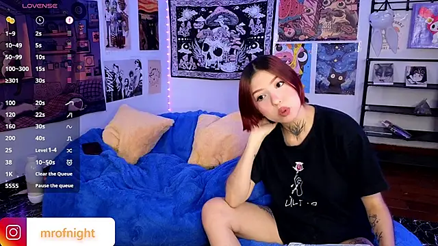 Snapshot of kitty_of_nighttt chatting on 13, 2, 2025 kitty of nighttt online show from 13, 2, 2025