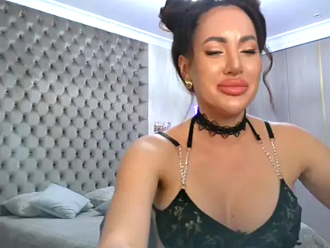 Snapshot of TianaPosh chatting on 20, 3, 2025 TianaPosh online show from 20, 3, 2025