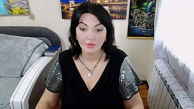 Lady Boom Wild  online show from 25, 10, 2025