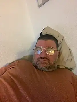 Snapshot of thetobmaster200 chatting on 10, 12, 2024 thetobmaster200 online show from 10, 12, 2024