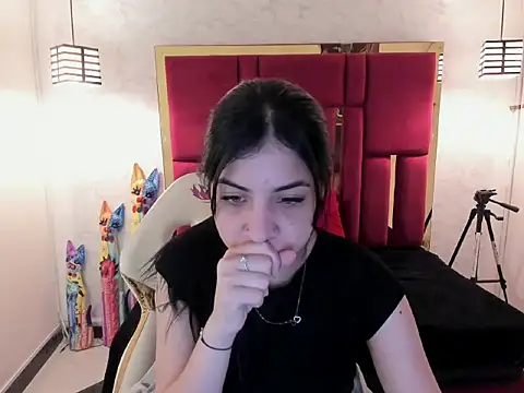 Snapshot of Violet_m chatting on 12, 9, 2025 Violet m online show from 12, 9, 2025