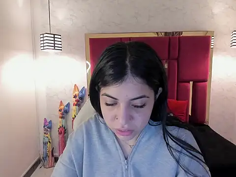 Snapshot of Violet_m chatting on 14, 9, 2025 Violet m online show from 14, 9, 2025