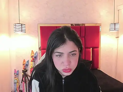 Snapshot of Violet_m chatting on 21, 9, 2025 Violet m online show from 21, 9, 2025
