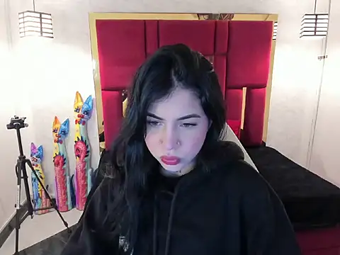 Snapshot of Violet_m chatting on 1, 10, 2025 Violet m online show from 1, 10, 2025